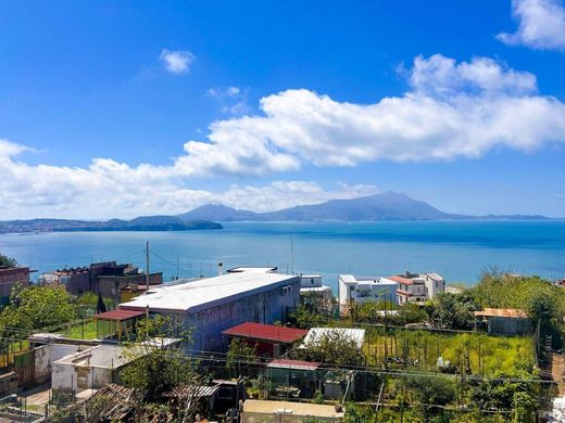 Villa in Monte di Procida, Naples