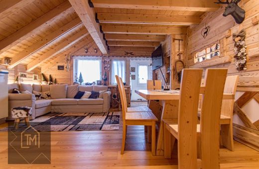 Apartment / Etagenwohnung in Gallio, Provincia di Vicenza