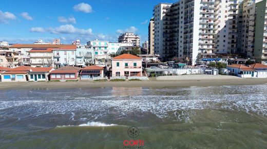 Villa in Follonica, Provincia di Grosseto
