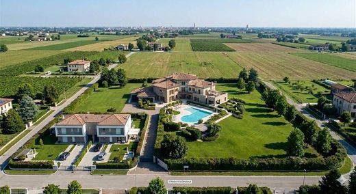 Villa in Piove di Sacco, Padua