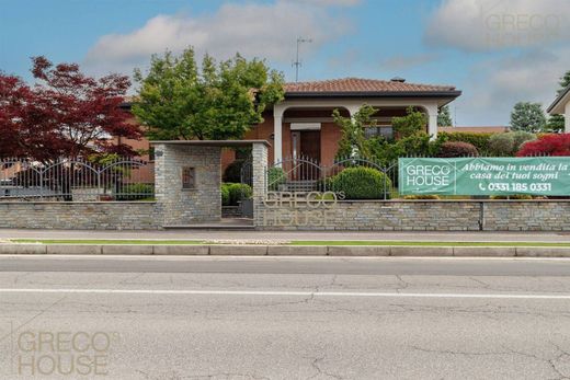 Willa w Villa Cortese, Città metropolitana di Milano