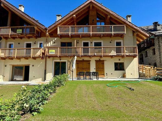 펜트하우스 / Sauze di Cesana, Torino