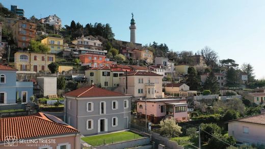 Villa - Trieste, Friuli Venezia Giulia