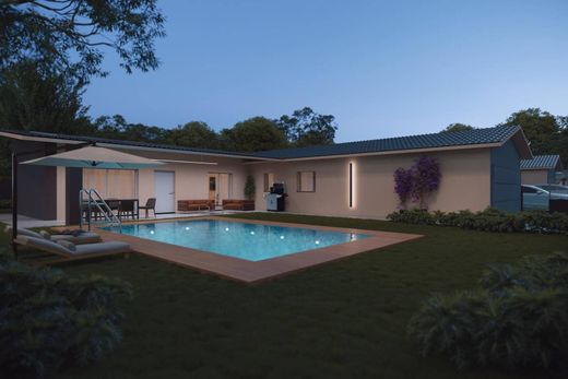 Villa in Castelfranco Emilia, Provincia di Modena
