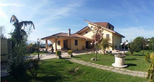 Villa in Ceccano, Provincia di Frosinone