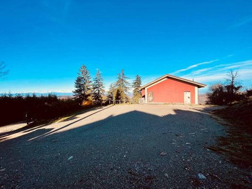 Villa in Roddino, Provincia di Cuneo