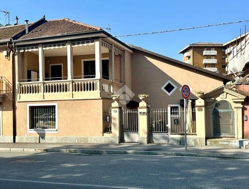 Casa de lujo en Grugliasco, Turín