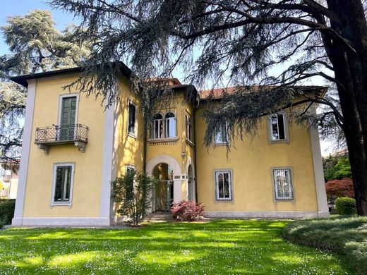 Villa - Vimercate, Provincia di Monza e della Brianza