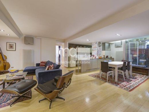 Apartment / Etagenwohnung in Mailand, Lombardei