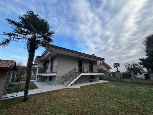Villa in Saronno, Provincia di Varese