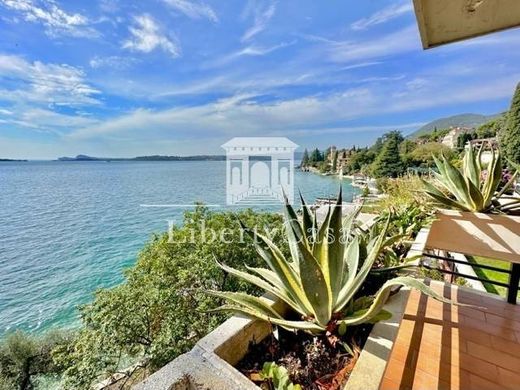 Квартира, Gardone Riviera, Provincia di Brescia