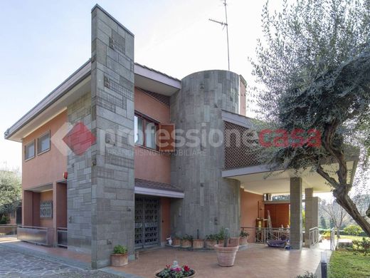 Villa in Rome, Latium
