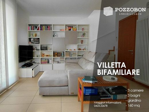 Villa in Montebelluna, Provincia di Treviso