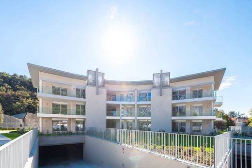 Penthouse in Valmadrera-Caserta, Provincia di Lecco