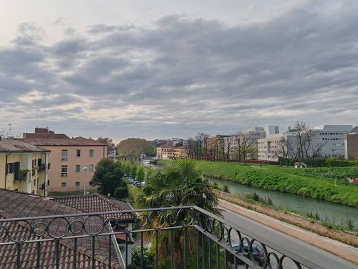 Apartment in Padua, Veneto