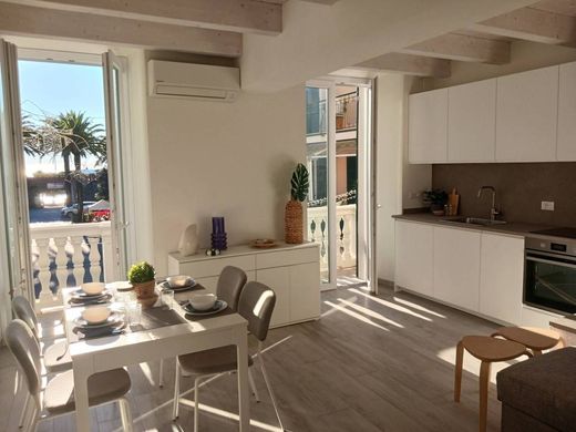 Apartament w Moneglia, Provincia di Genova