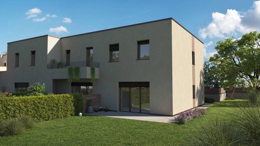 Sıralı evler San Lazzaro, Bologna ilçesinde