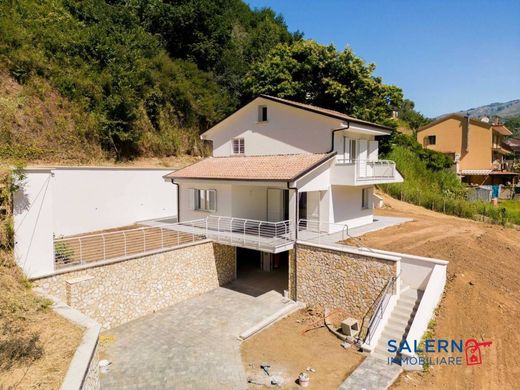 Villa in Salerno, Provincia di Salerno