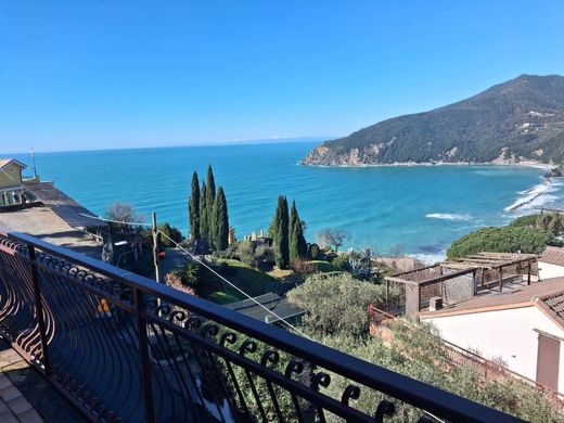 Villa in Moneglia, Genua