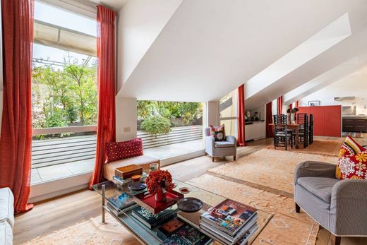 Apartment in Milan, Lombardy