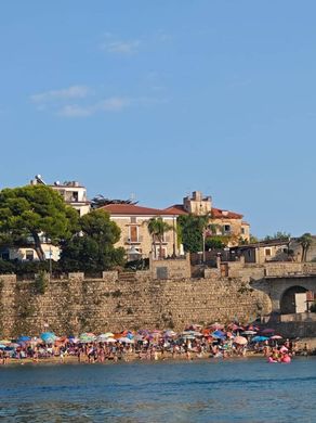 Villa - Castellabate, Provincia di Salerno