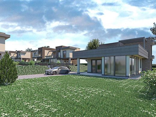 Villa Roma, Lazio bölgesinde