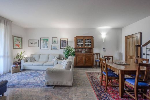 Penthouse in Modena, Provincia di Modena