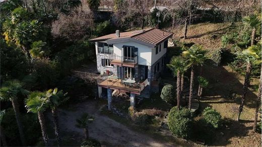 Villa a Belgirate, Verbano-Cusio-Ossola