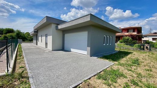 Βίλα σε Filago, Provincia di Bergamo