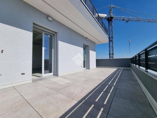 Penthouse à Carugate, Milan