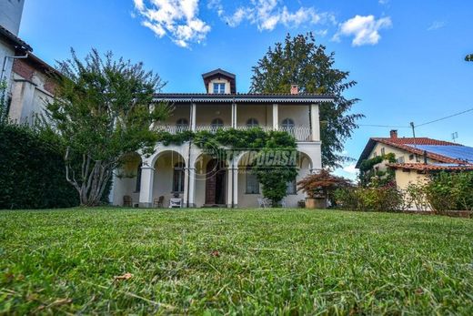 Villa a Giaveno, Provincia di Torino