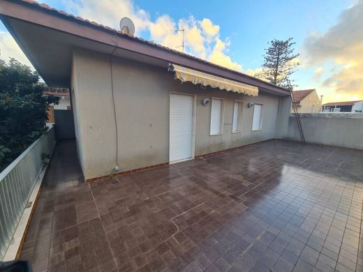 ﻓﻴﻼ ﻓﻲ Ragusa, صقلية