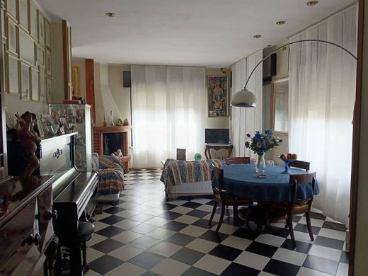 Apartment in Peschiera del Garda, Provincia di Verona