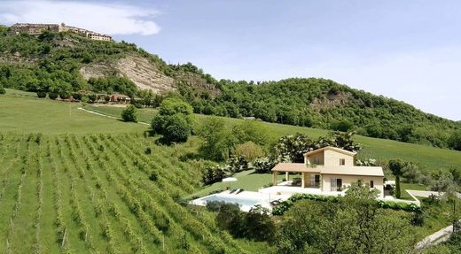 Country House in Monte San Martino, Provincia di Macerata
