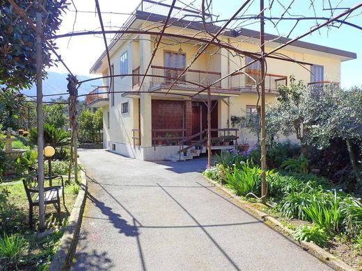 Apartment in Cava de' Tirreni, Provincia di Salerno