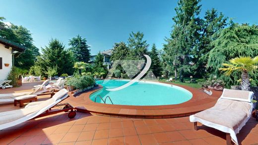 Parabiago, Città metropolitana di Milanoのヴィラ