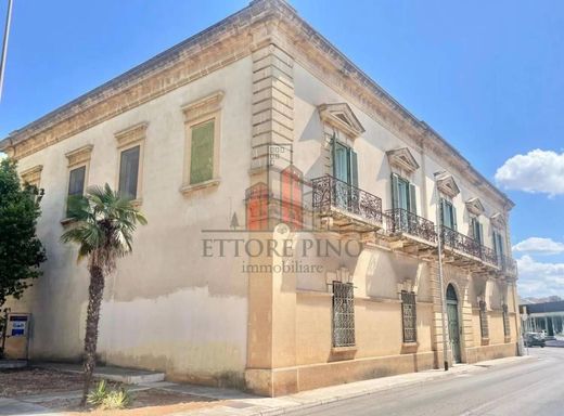 Villa a Casarano, Lecce