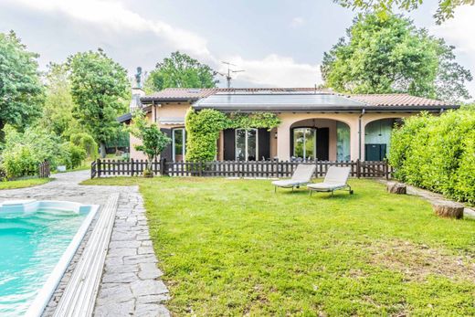 Villa Locate Varesino, Como ilçesinde