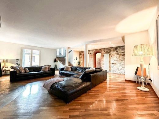 Cascina, Province of Pisaのヴィラ