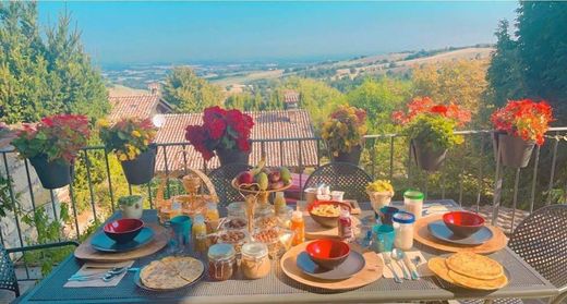 Villa en Gazzola, Provincia di Piacenza