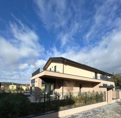 Villa a Perugia, Umbria