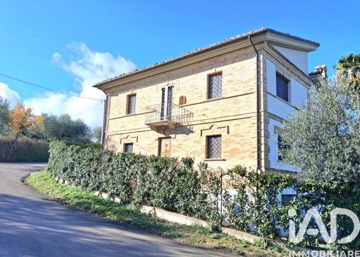 Villa en Pianella, Provincia di Pescara