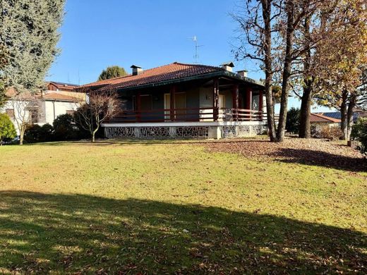 Villa à Luisago, Côme