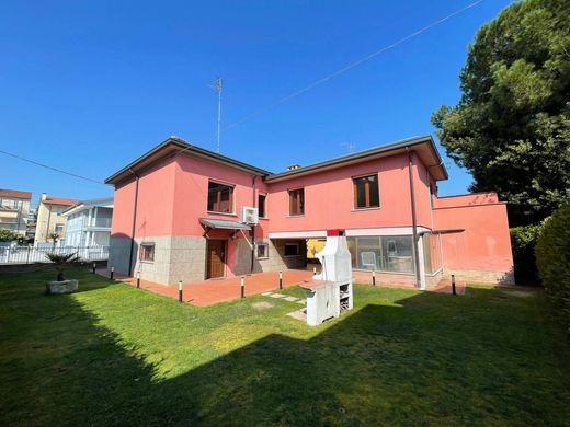 Villa in Ravenna, Provincia di Ravenna