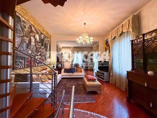 Villa in Turate, Provincia di Como