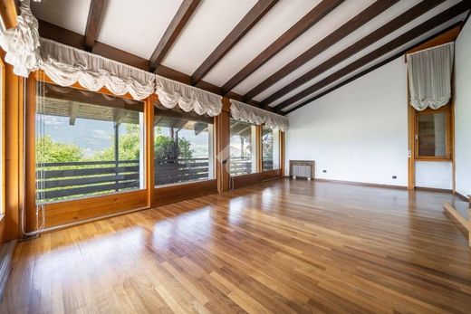 Villa in Rovereto, Trient