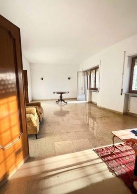 ローマ, ラツィオ州のアパートメント