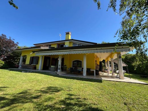 Вилла, Farra d'Isonzo, Gorizia