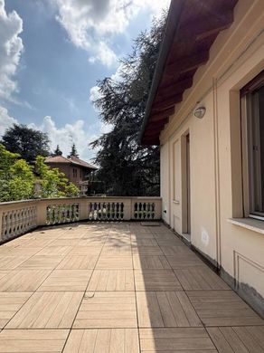 Villa in Casalecchio di Reno, Bologna