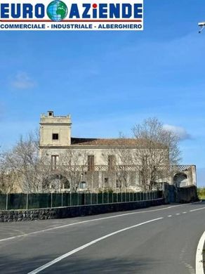 Casa de campo en Aci Catena, Catania